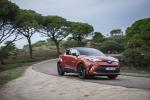 Toyota C-HR Hybrid 2019 года (WW)